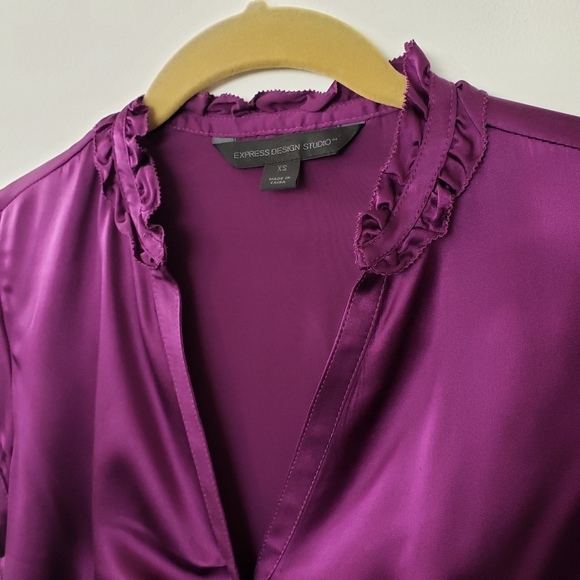 NEW EXPRESS women's top Silk XS - Picture 3 of 5